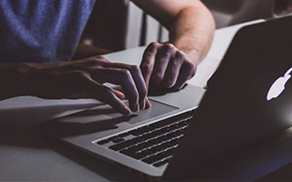 星空体育登录入口-DOTA2赛事选手伤病问题：高强度训练，如何保护选手健康？，dota2英雄伤害