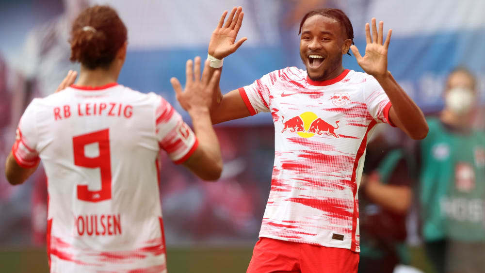 德甲比赛数据深度分析，教练讲述变阵背后的战术思想的简单介绍