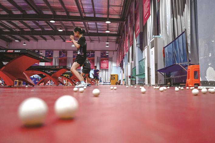 球场内外:运动员的生活点滴盘点的简单介绍 球场内外:运动员的生活点滴盘点的简单介绍